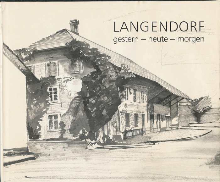 <p>Fotobuch Langendorf, Interessantes  Buch mit alten Fotos , Druck Paul Herzog  Solothurn 1991 , 144 Seiten , Top  Zustand</p>